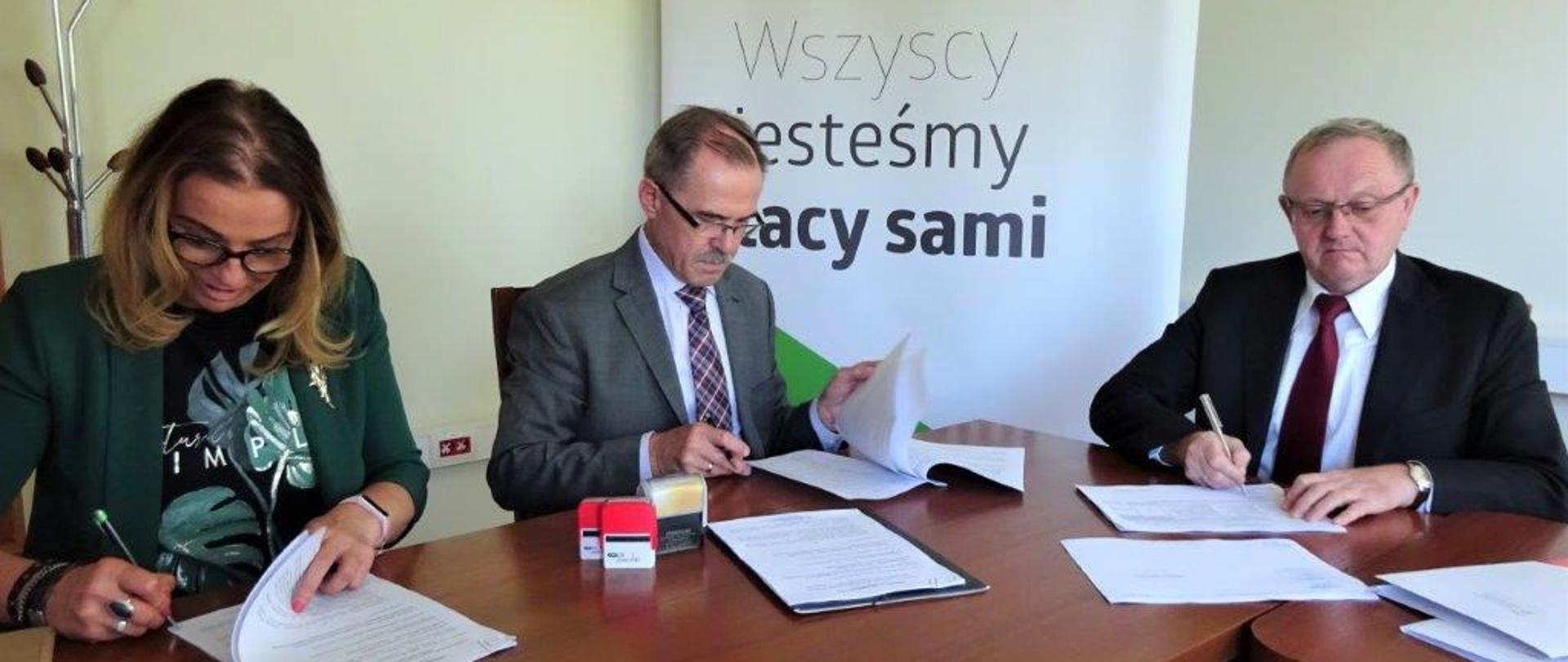 Kolejne umowy na udogodnienia dla osób z niepełnosprawnościami już podpisane