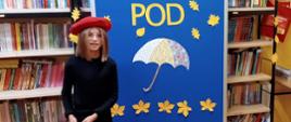 Uczniowie klas I-III w szkolnym etapie konkursu „Słowa pod parasolem”. 