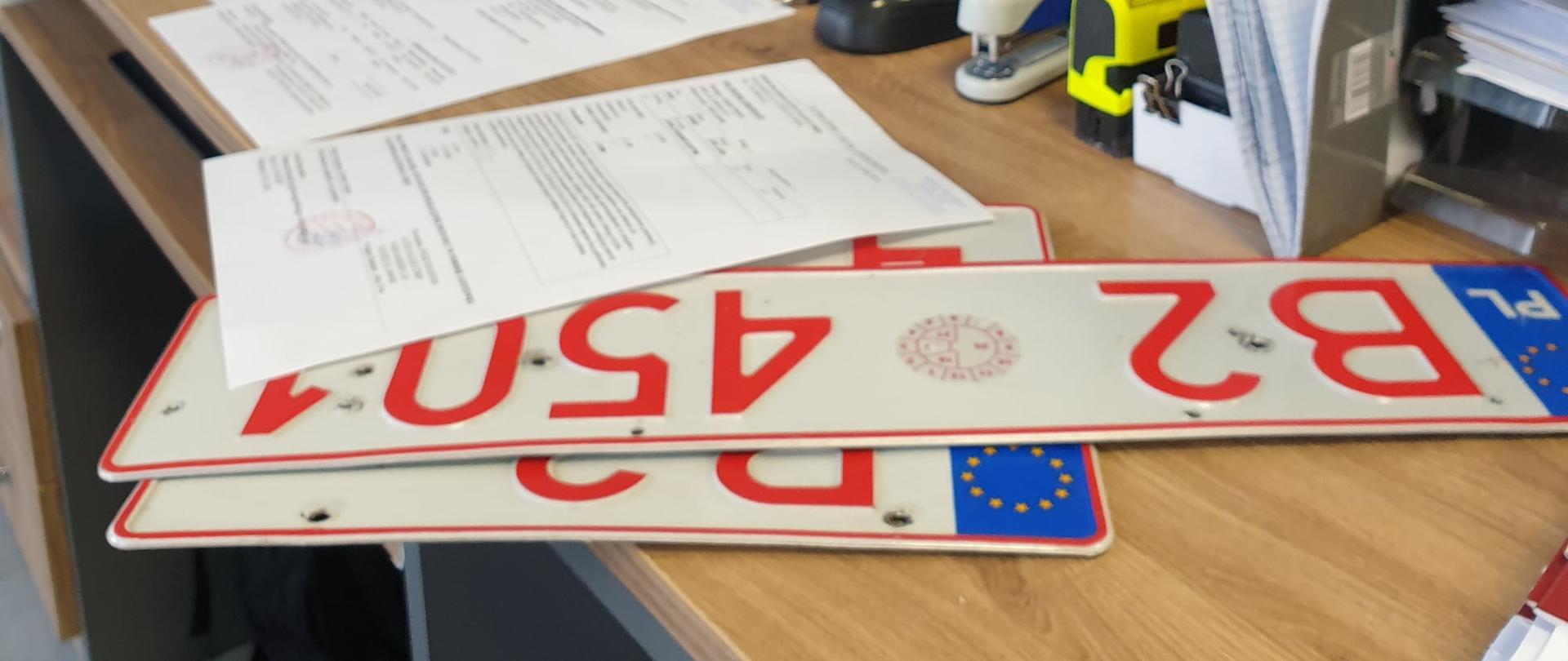 zdjęcie stanowiska pracy komunikacja