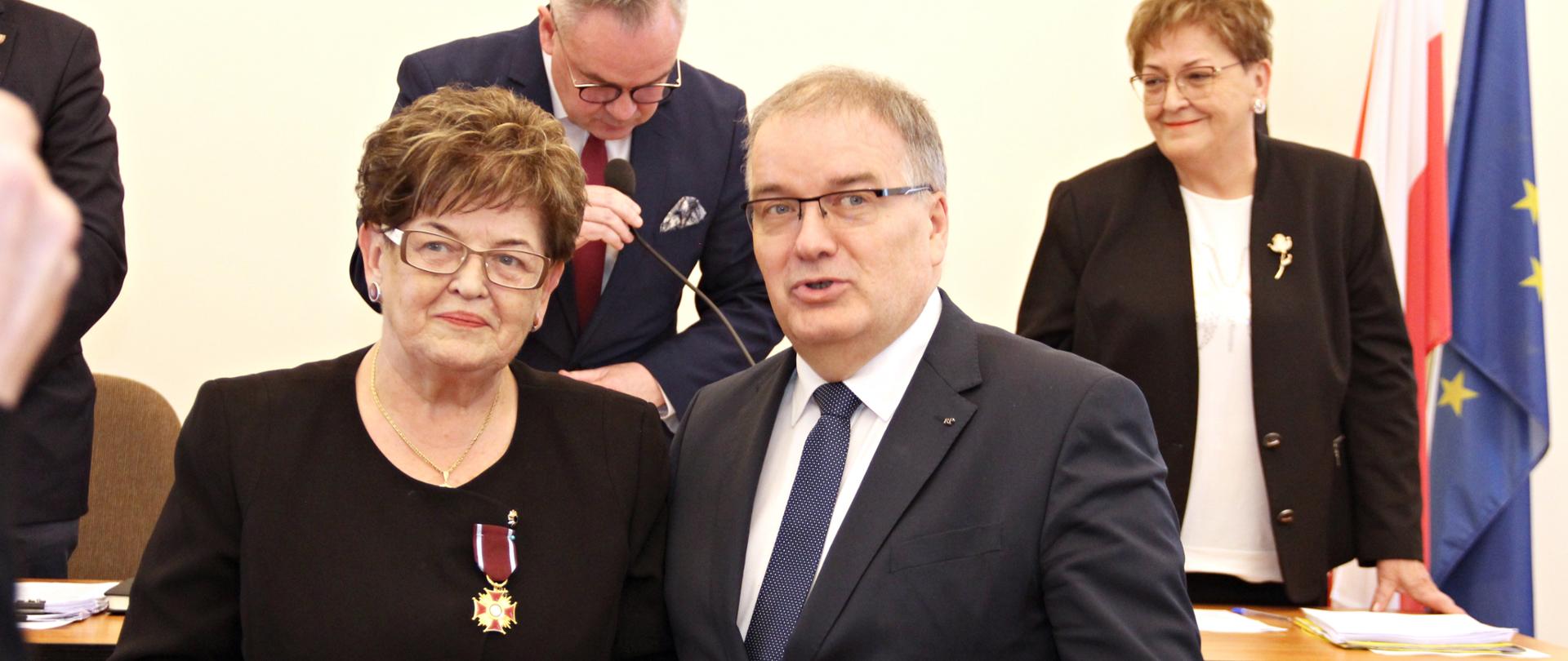 Złoty Krzyż Zasługi