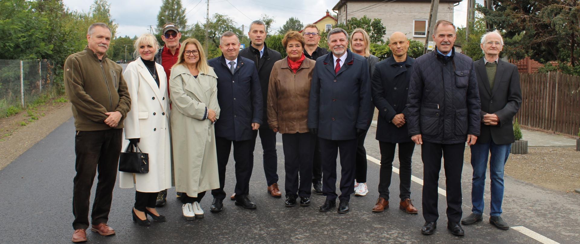 Droga w Nowej Dębowej Woli