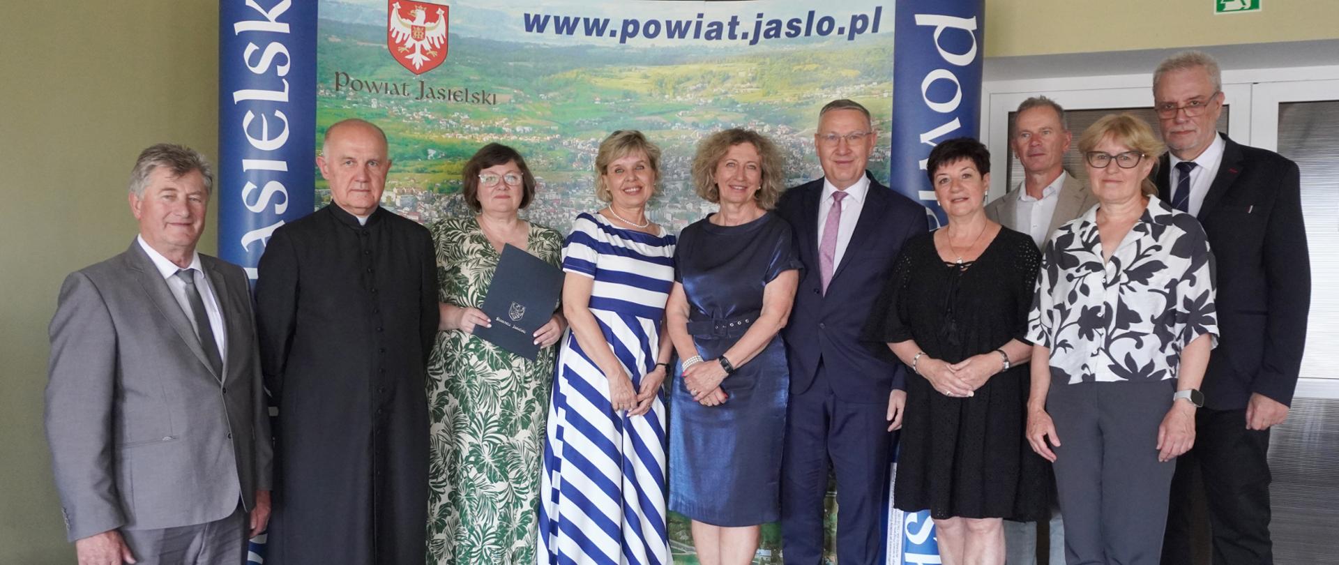 nagrody dla nauczycieli emerytów