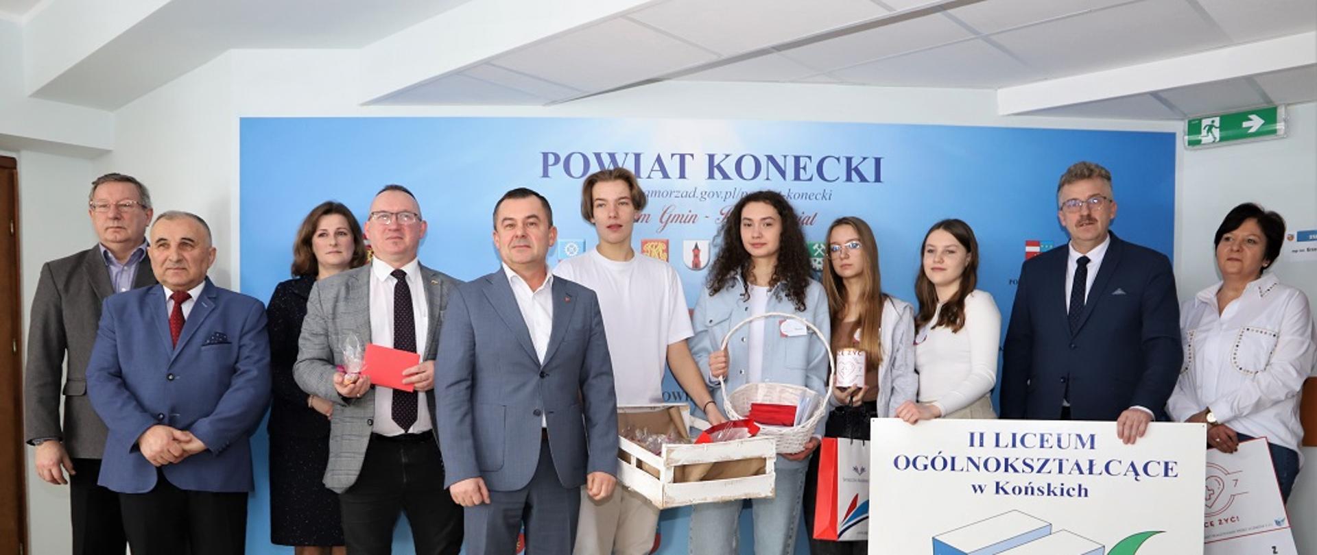 „Chcę żyć” - akcja młodzieży II LO na rzecz seniorów