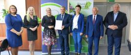 Podpisanie umów z samorządami , które otrzymały środki z WFOŚiGW na usuwanie azbestu.