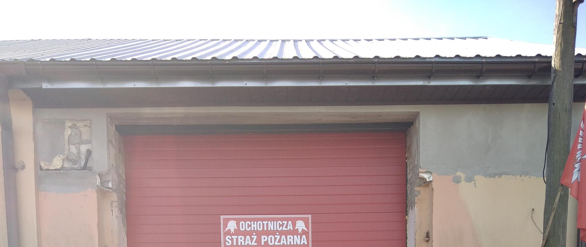 Drzwi garażowe w Ziomakach
