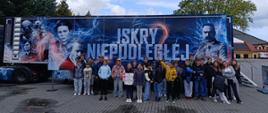 Uczniowie naszej szkoły na widowisku „Iskry Niepodległej”