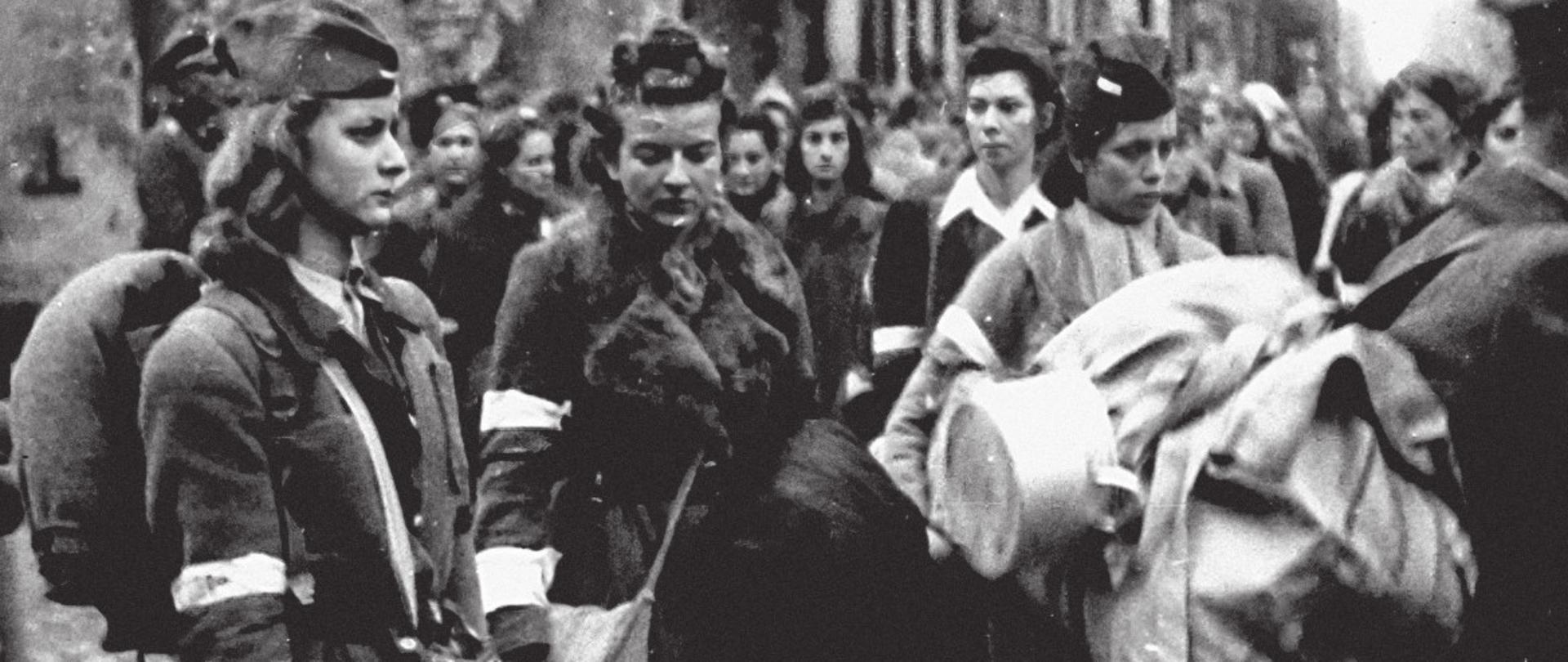 Kobiety Powstania Warszawskiego – wykład Katarzyny Utrackiej z Muzeum Powstania Warszawskiego