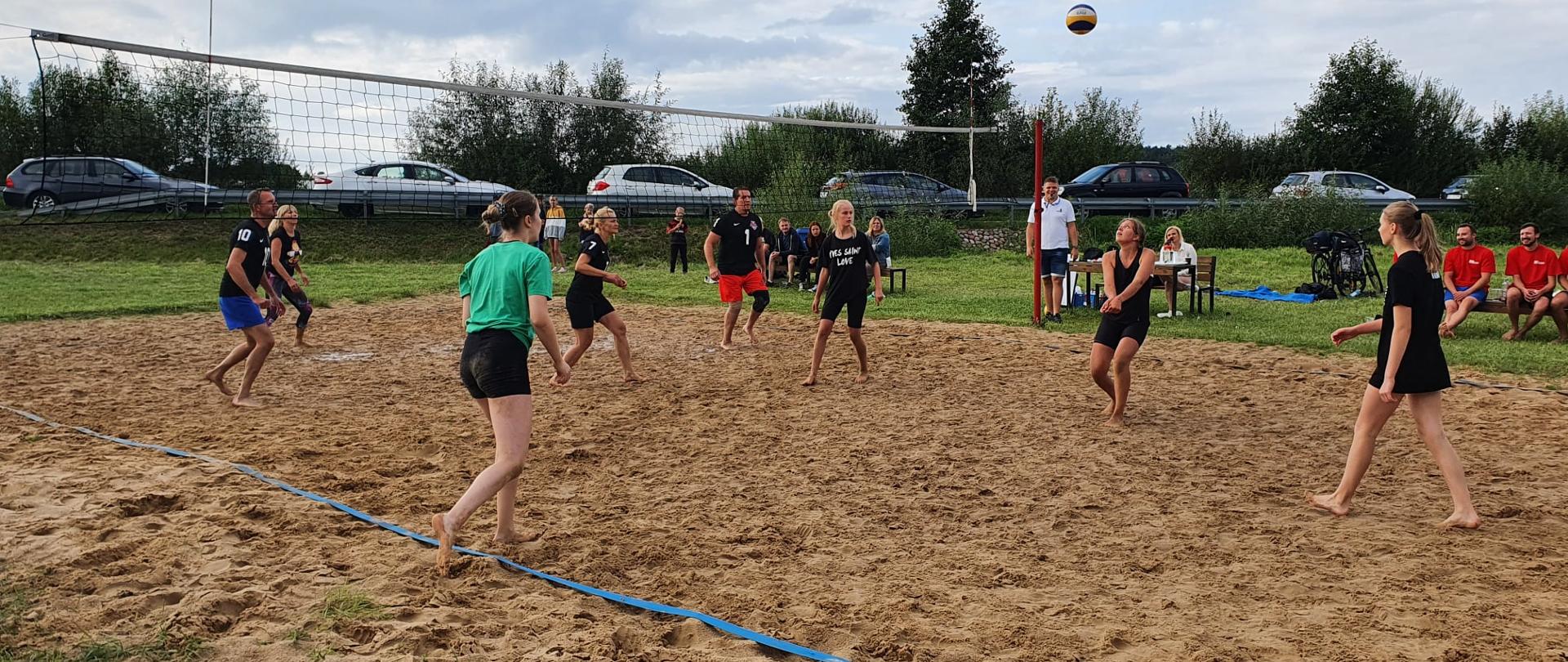 Zdrowo na sportowo w Sochoniach - turniej piłki siatkowej
