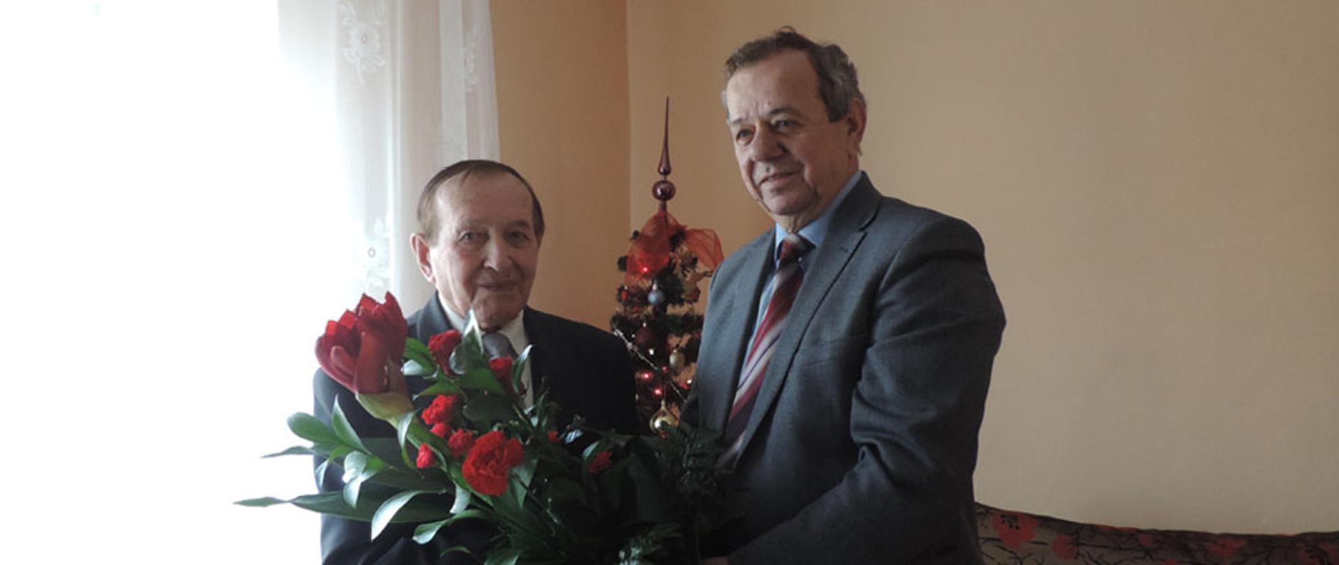 Życzenia dla 98 letniego Jubilata