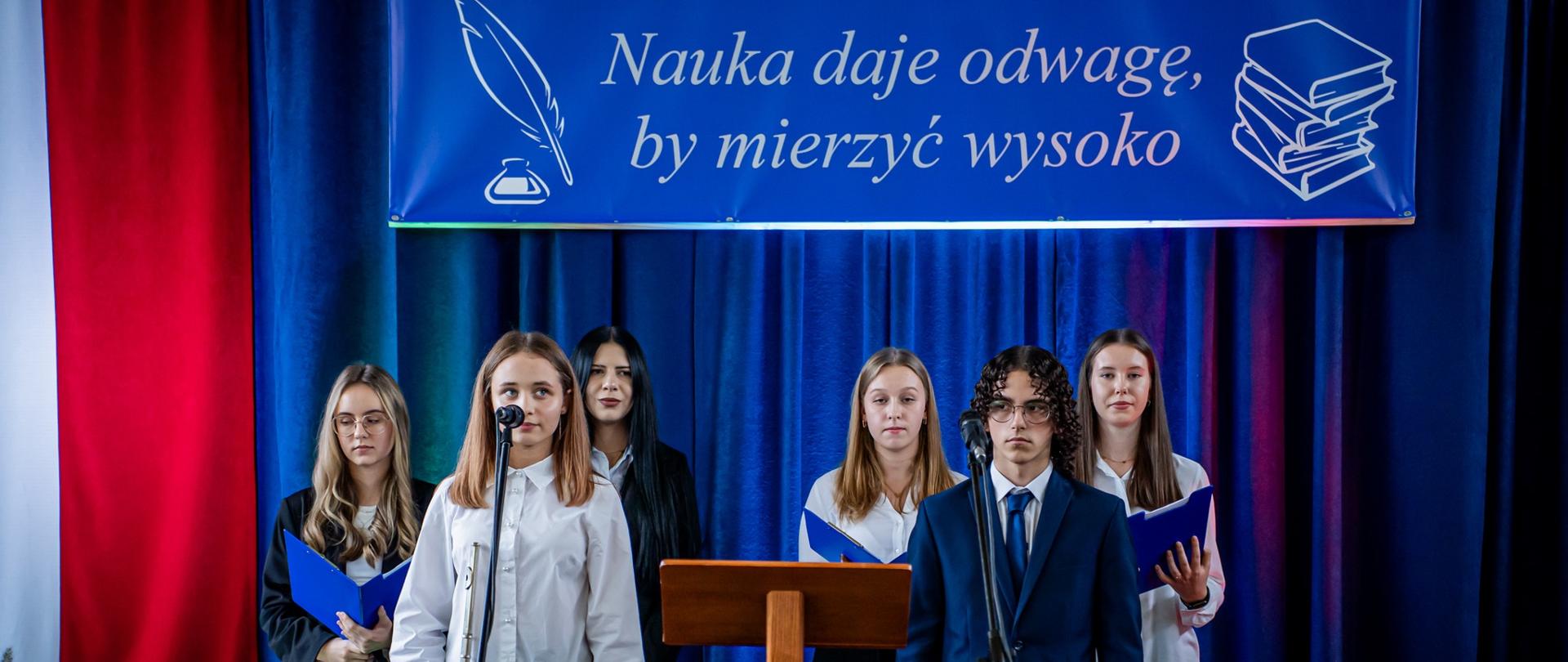 Występ artystyczny młodzieży