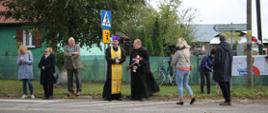 Gromadzenie się uczestników otwarcia w Nowej Woli