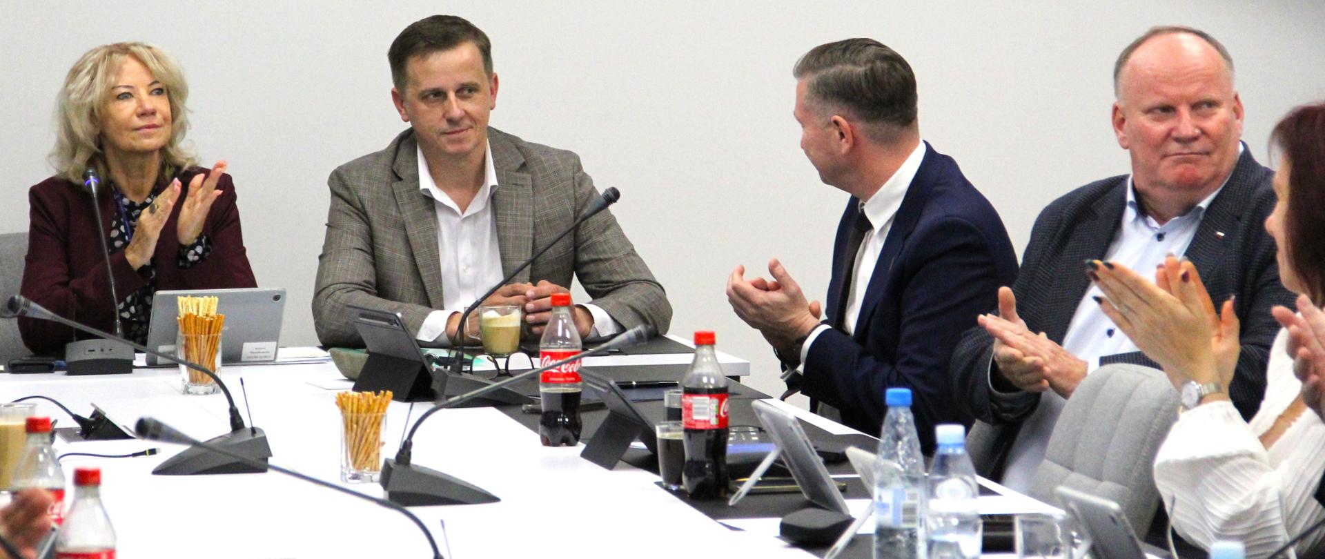 Nowy Wicestarosta na sesji rady powiatu białostockiego