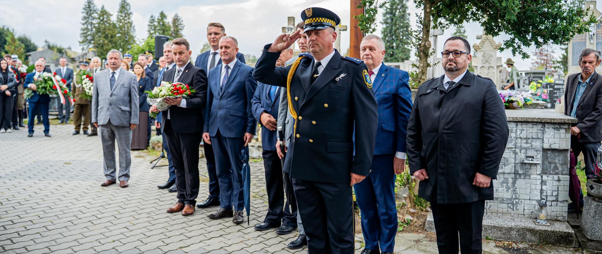 przy Krzyżu Katyńskim oddano hołd ofiarom sowieckiej agresji
