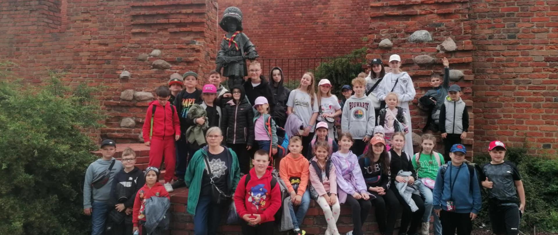 Wycieczka klas I–V do Warszawy - Szkoła Podstawowa im. Jana Pawła II w Żarnowie
