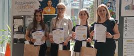 Uczennice Staszica zdobyły tytuł finalistów X Ogólnopolskiego Konkursu Fizycznego "Poszukiwanie Talentów"