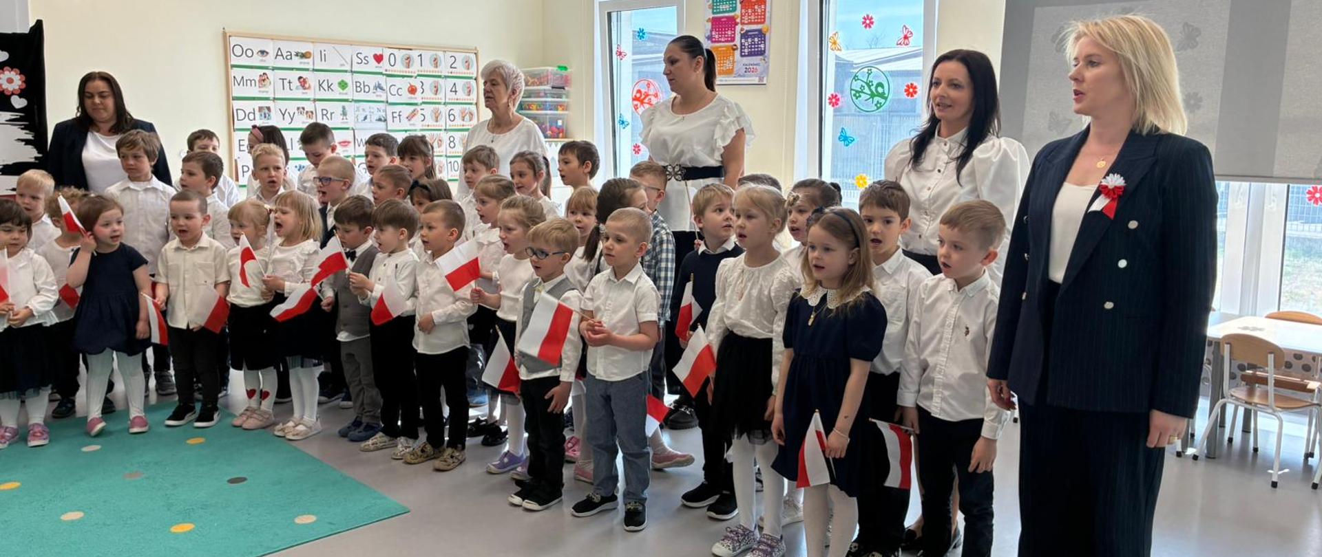 Przedszkolaki świętowały Majowe Rocznice! 🇵🇱