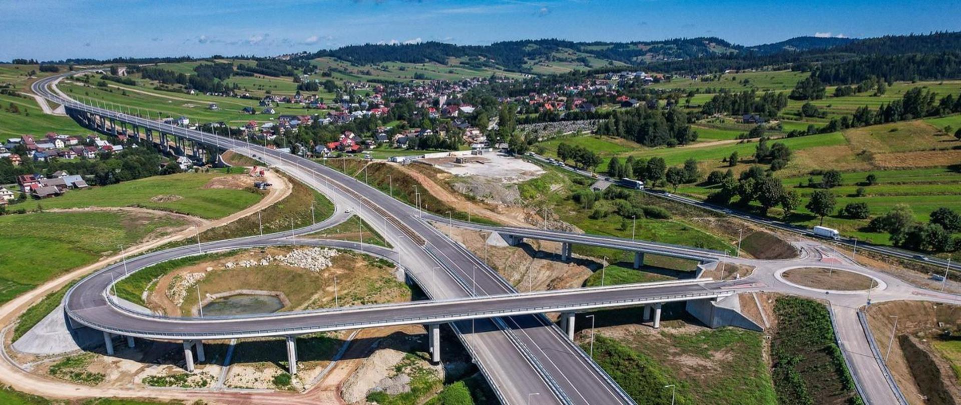  Zdjęcie przedstawia budowany odcinek DK47 Rdzawka - Nowy Targ