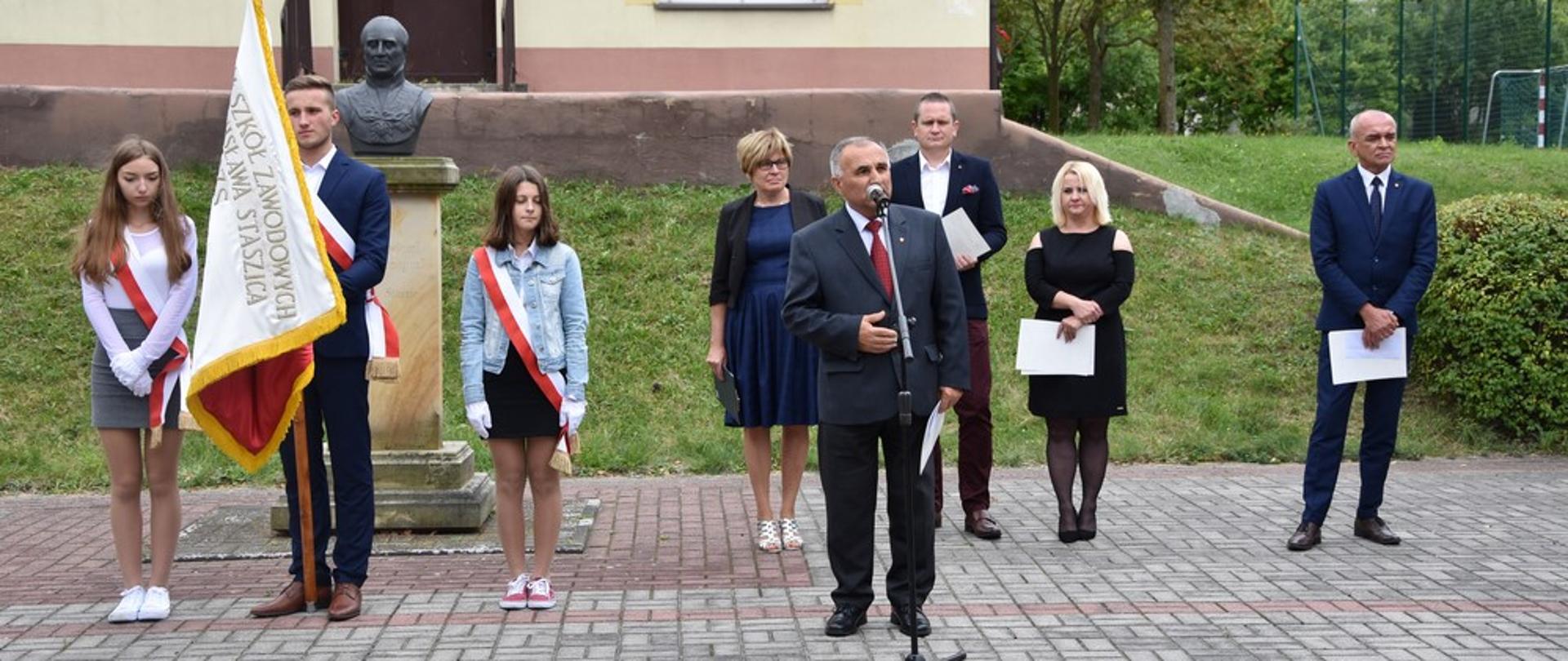 Wicestarosta_Wiesław_Skowron_podczas_przemówienia