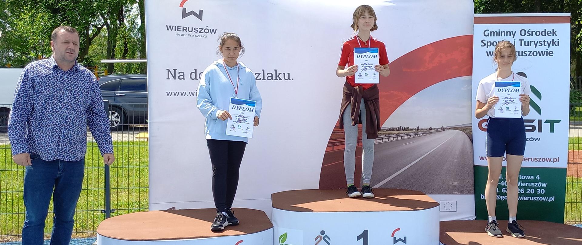 Natalia_na_pierwszym_stopniu_podium