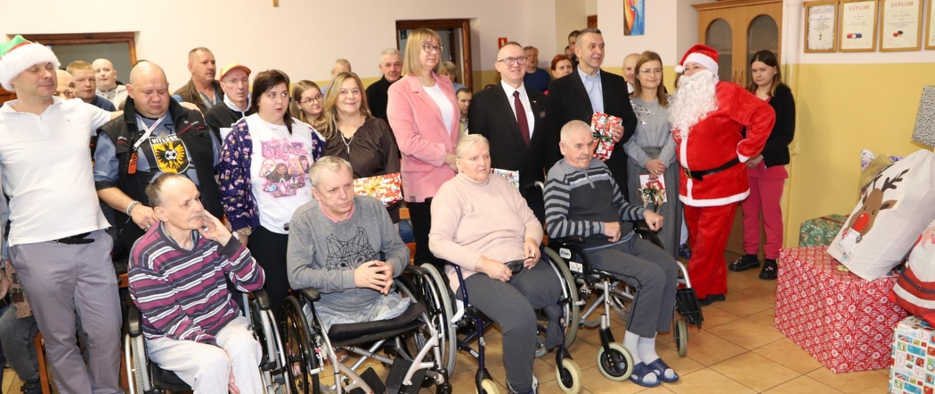 „Święty Mikołaj dla Seniora” w DPS w Końskich