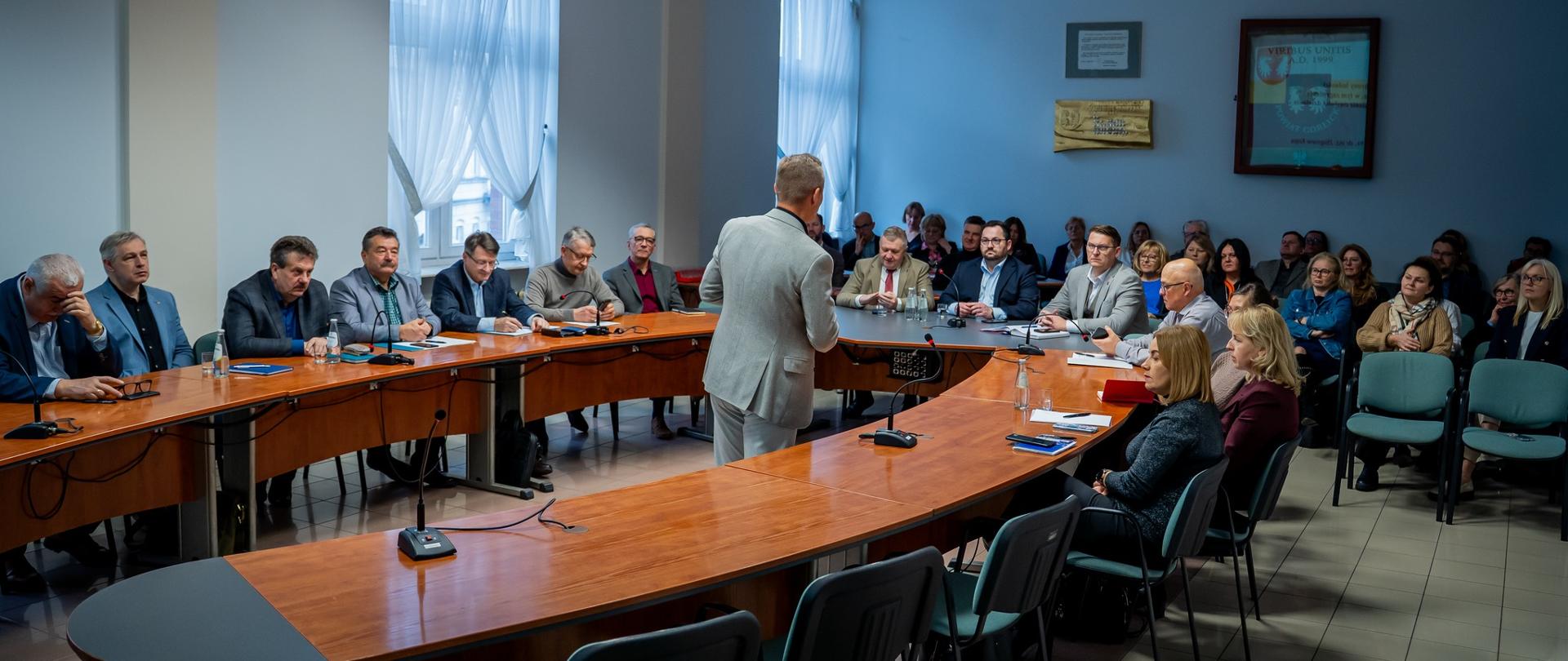 Dwudniowe szkolenie kadry kierowniczej poświęcone najważniejszym zagadnieniom związanym z ochroną ludności i obroną cywilną