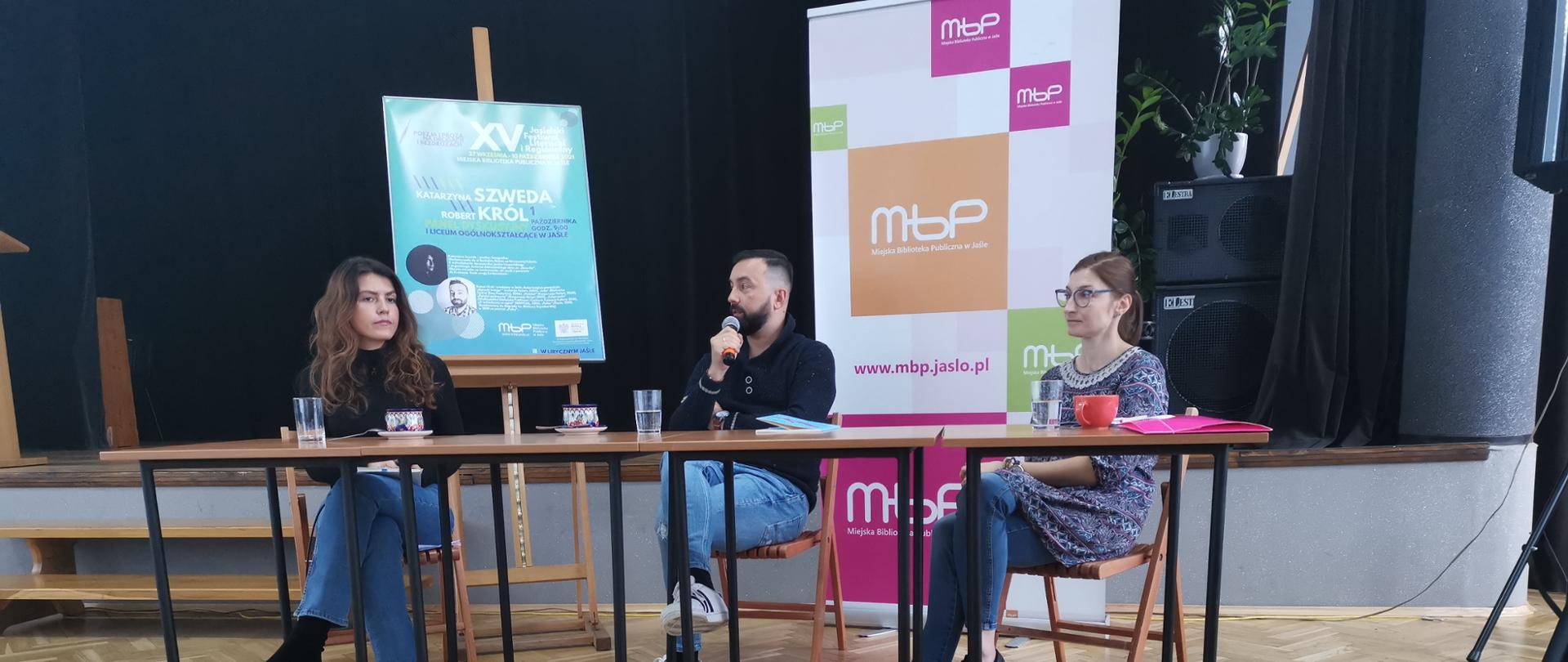 Po co poezja?
