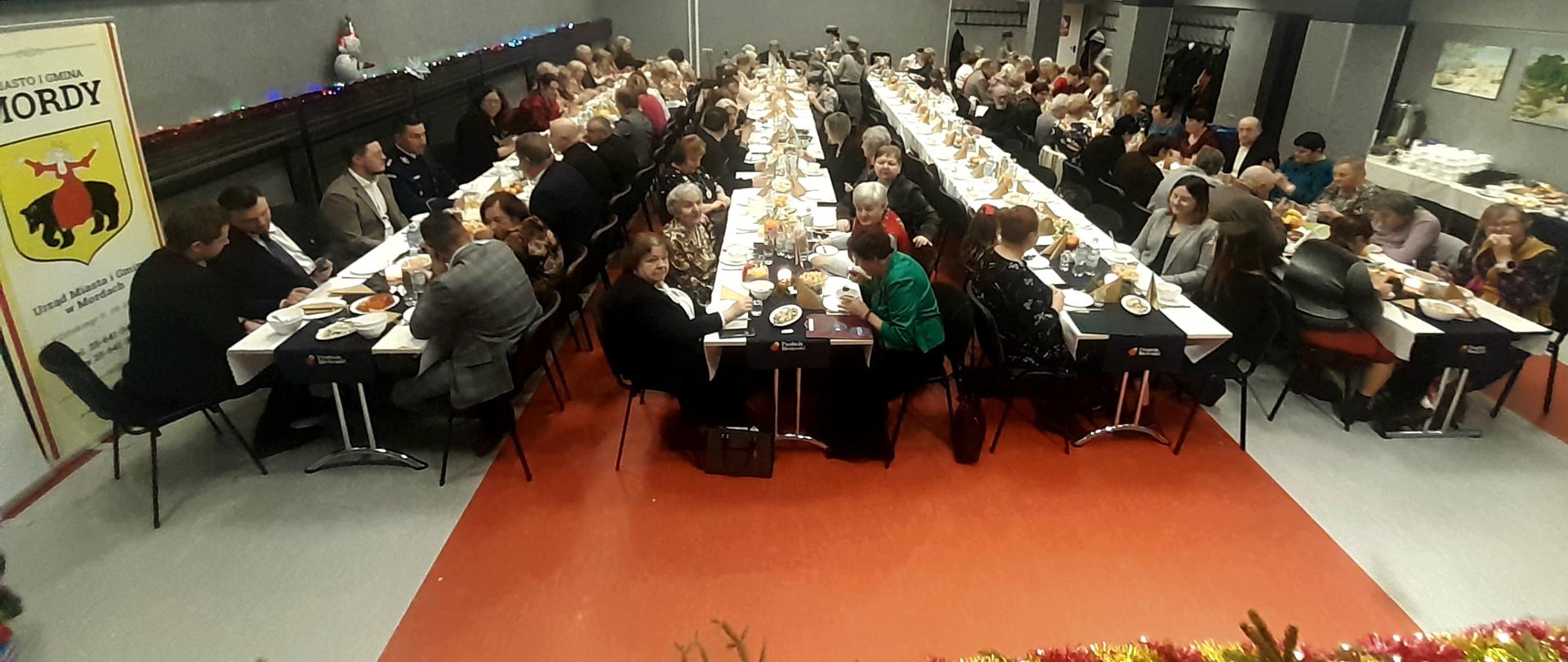 GMINNA WIGILIA DLA OSÓB STARSZYCH I SAMOTNYCH
