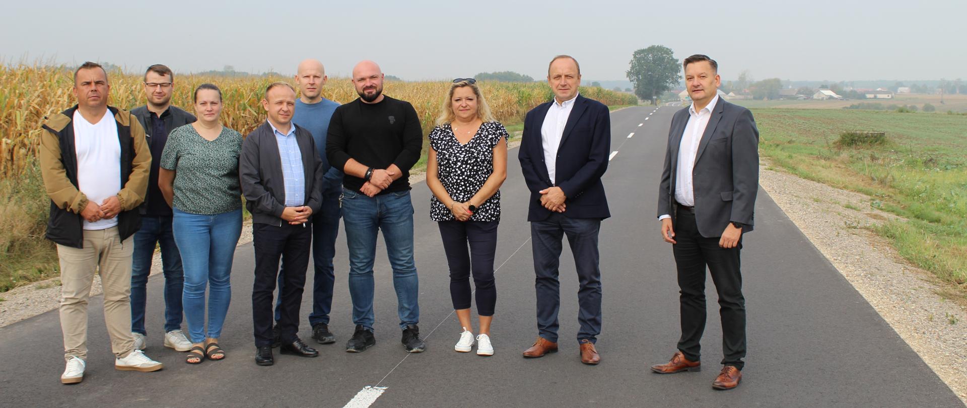 12 września br. dobiegły końca roboty na odcinku Jabłonna Lacka - Łuzki