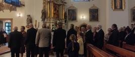 Jubilaci podczas ponownego składania przysięgi małżeńskiej