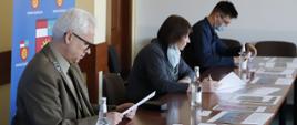 Jury podczas oceny pracy