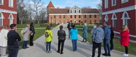 Członkowie delegacji poznają ofertę turystyczną litewskich partnerów