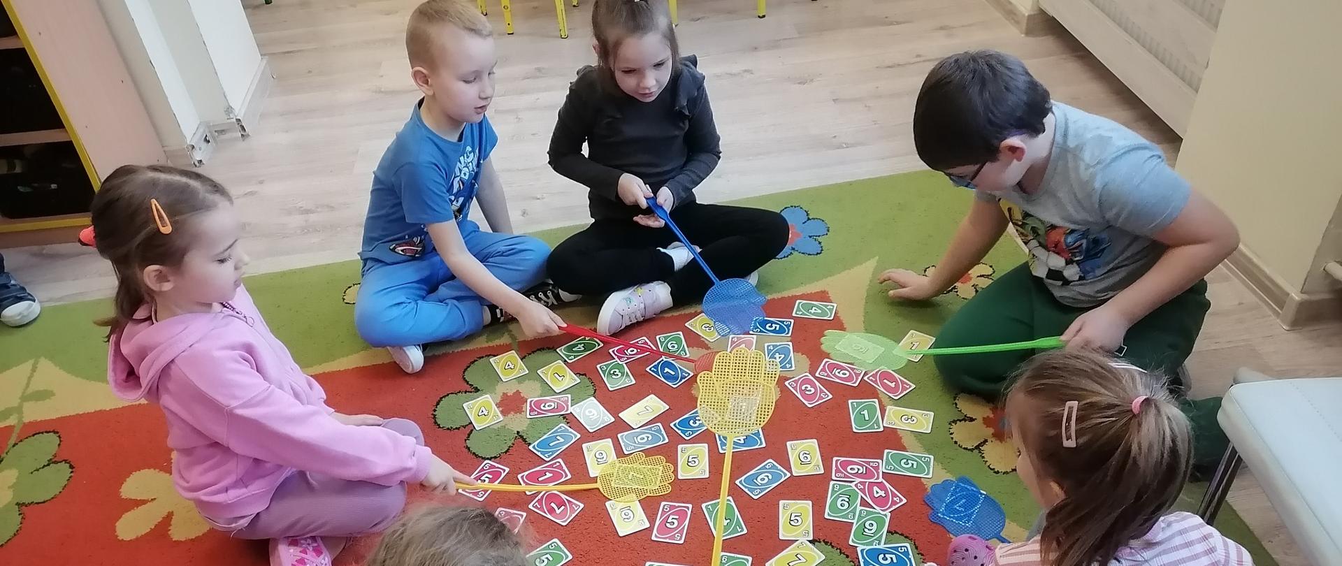 Dzieci podczas zabawy