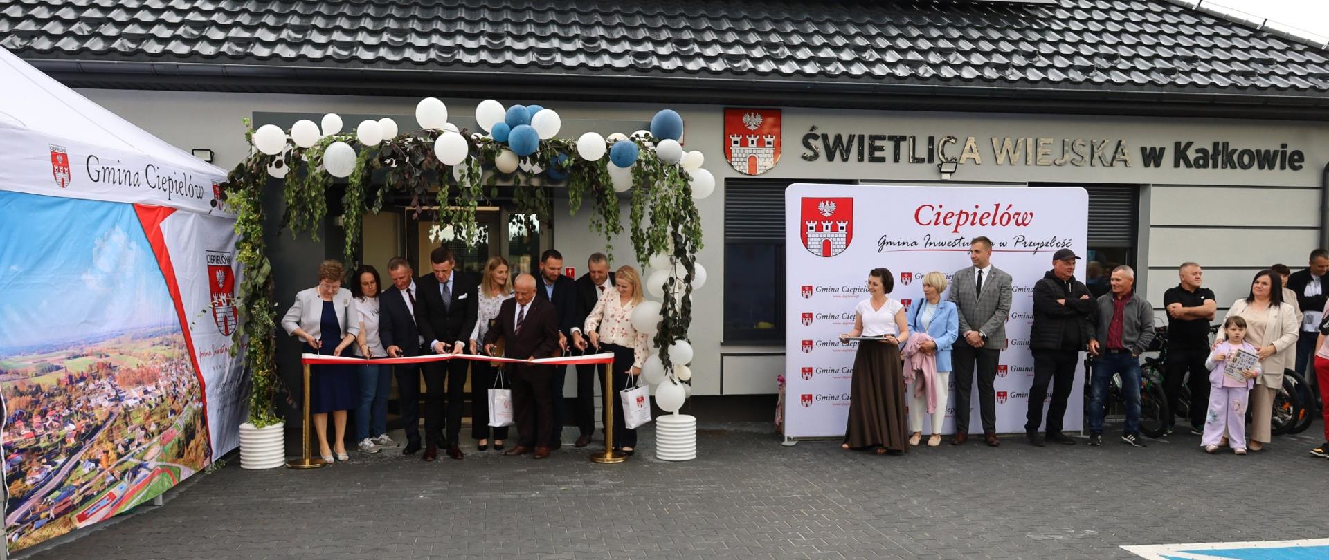 Uroczystość otwarcia świetlicy wiejskiej w Kałkowie