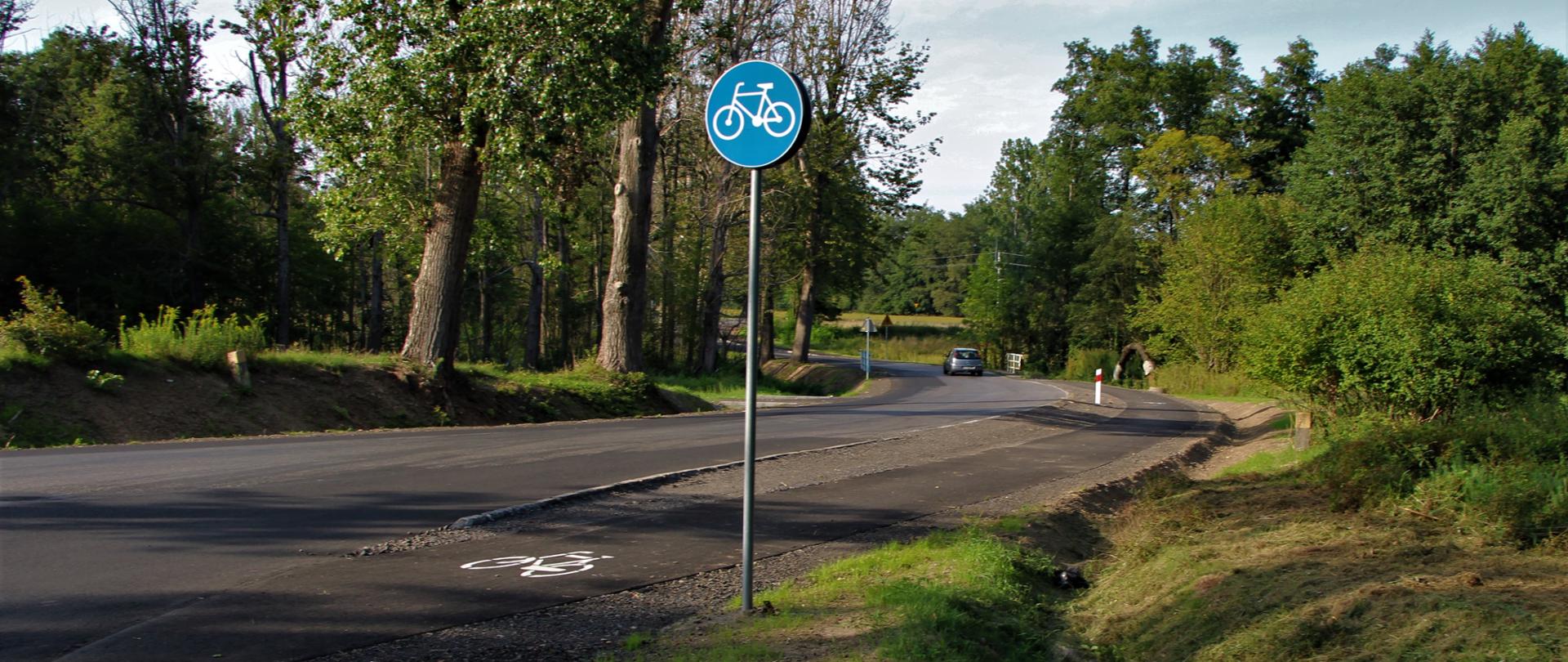 ścieżka rowerowa na terenie powiatu polkowickiego