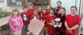 Zajęcia uczniów klas I-III Szkoły Podstawowej w Żarnowie w Centrum Kultury i Bibliotece Gminy Augustów