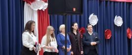 Laura podczas XV Konkursu Pieśń ujdzie cało... w Pułtusku.