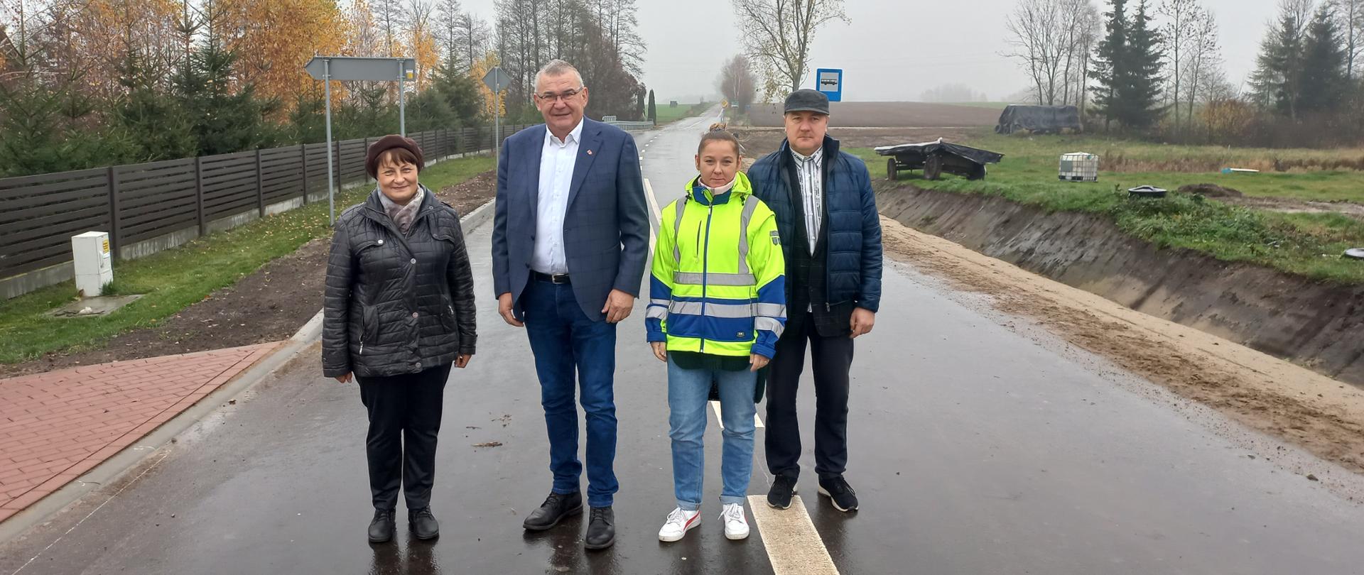 Odbiór drogi powiatowej przez przedstawicieli Powiatu Bielskiego oraz Gminy Brańsk 