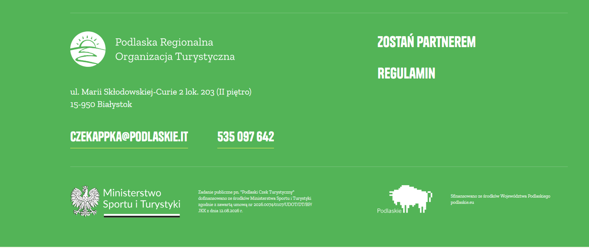 Na zielonym tle umieszczono informacje - dane kontaktowe do realizatora aplikacji wraz z logotypami 