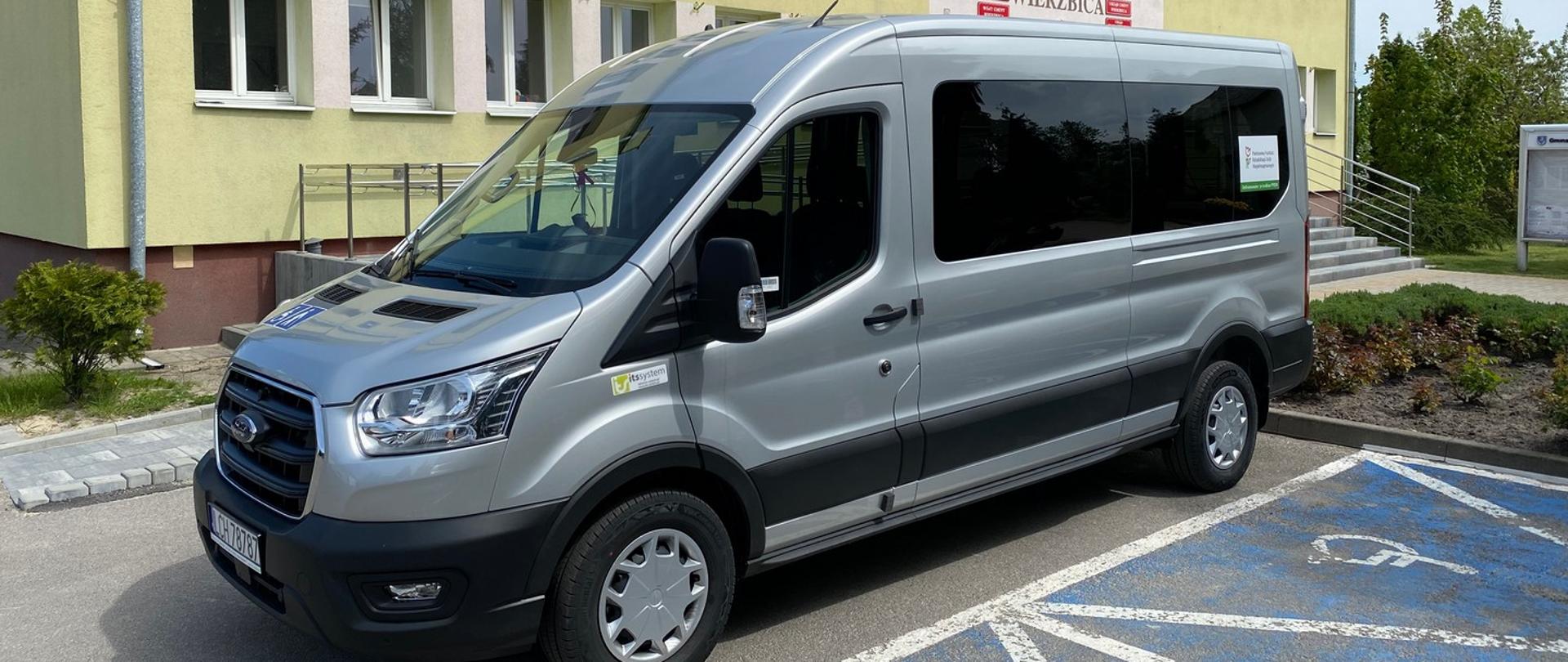 Nowy bus do przewozu osób niepełnosprawnych