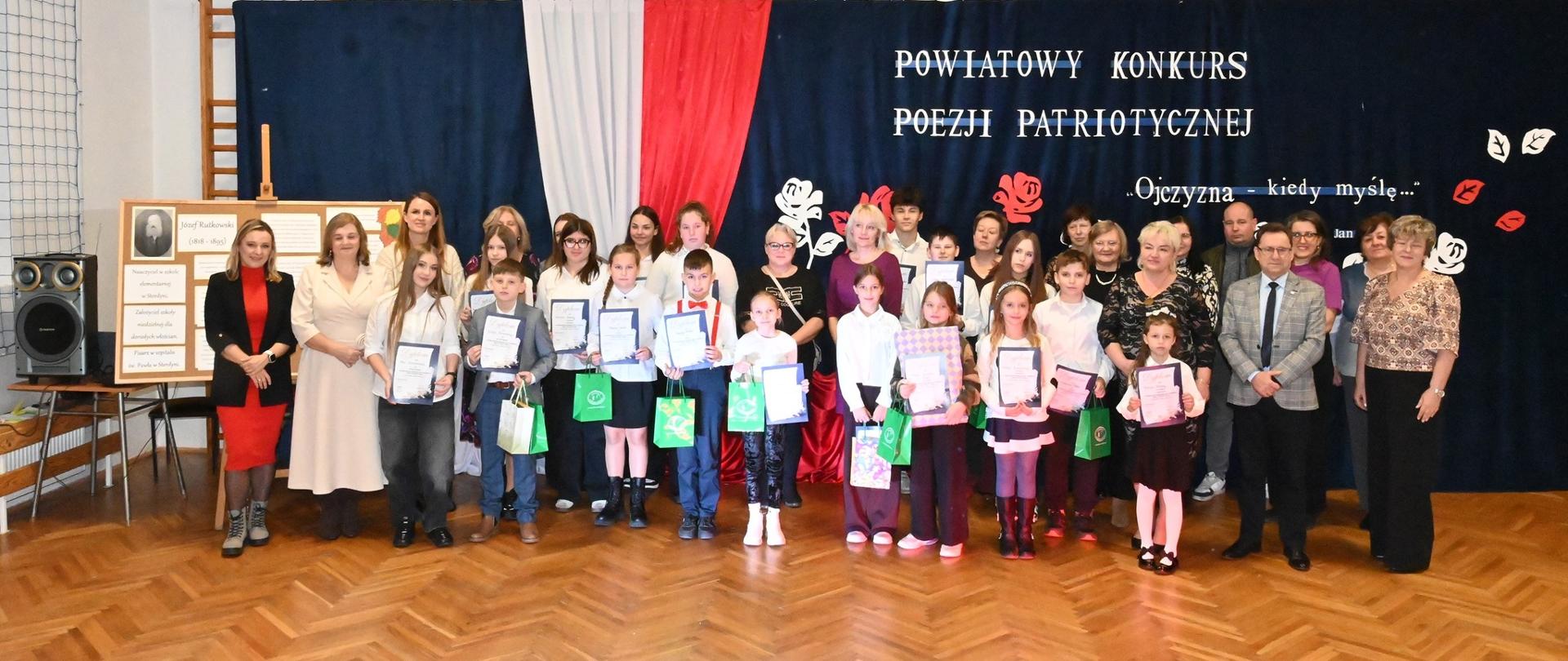 Poetyckie świadectwo miłości do ojczyzny w Sterdyni