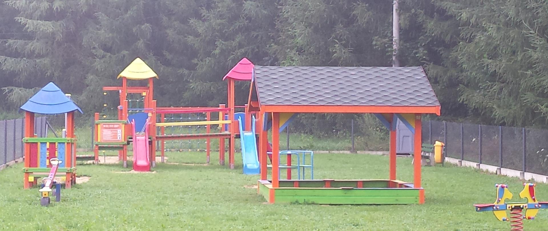 Plac zabaw w Straszydlu