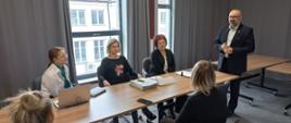 Umowy podpisano w budynku Starostwa Powiatowego w Przasnyszu