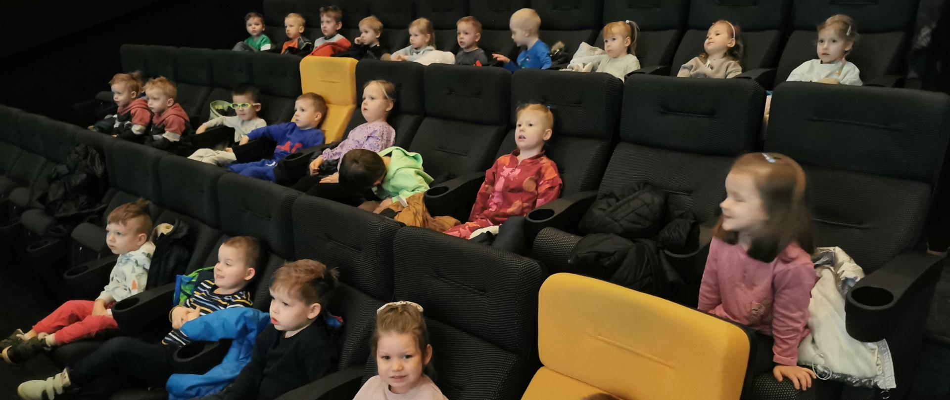 Przedszkolaki w kinie na filmie "Kung Fu Panda 4"