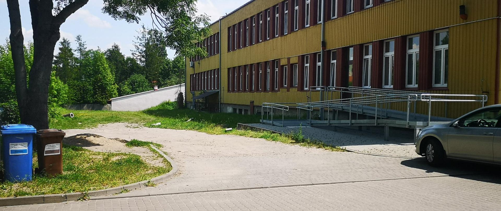 Powiat Przasnyski dołoży Miastu Przasnysz 200 tysięcy złotych. Na zdjęciu plac pod budowę parkingu na ulicy Joselewicza w Przasnyszu.