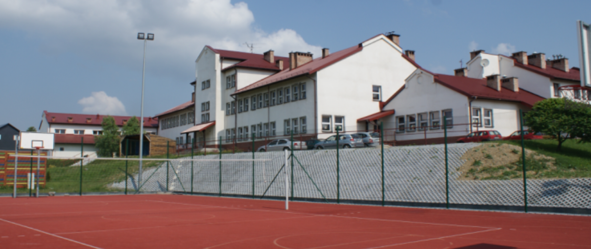 Szkoła Podstawowa im. Ojca Świętego Jana Pawła II w Mucharzu