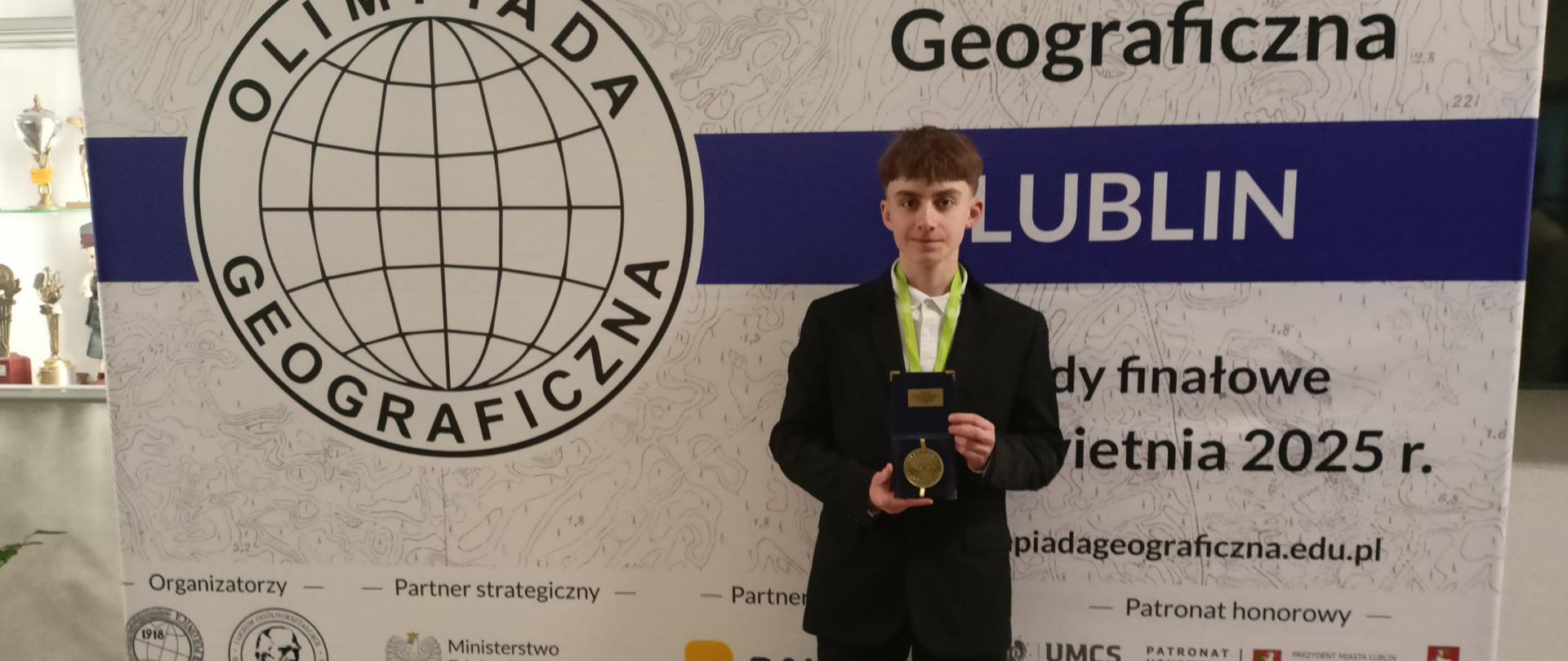 Filip Nowak finalistą LI Olimpiady Geograficznej!
