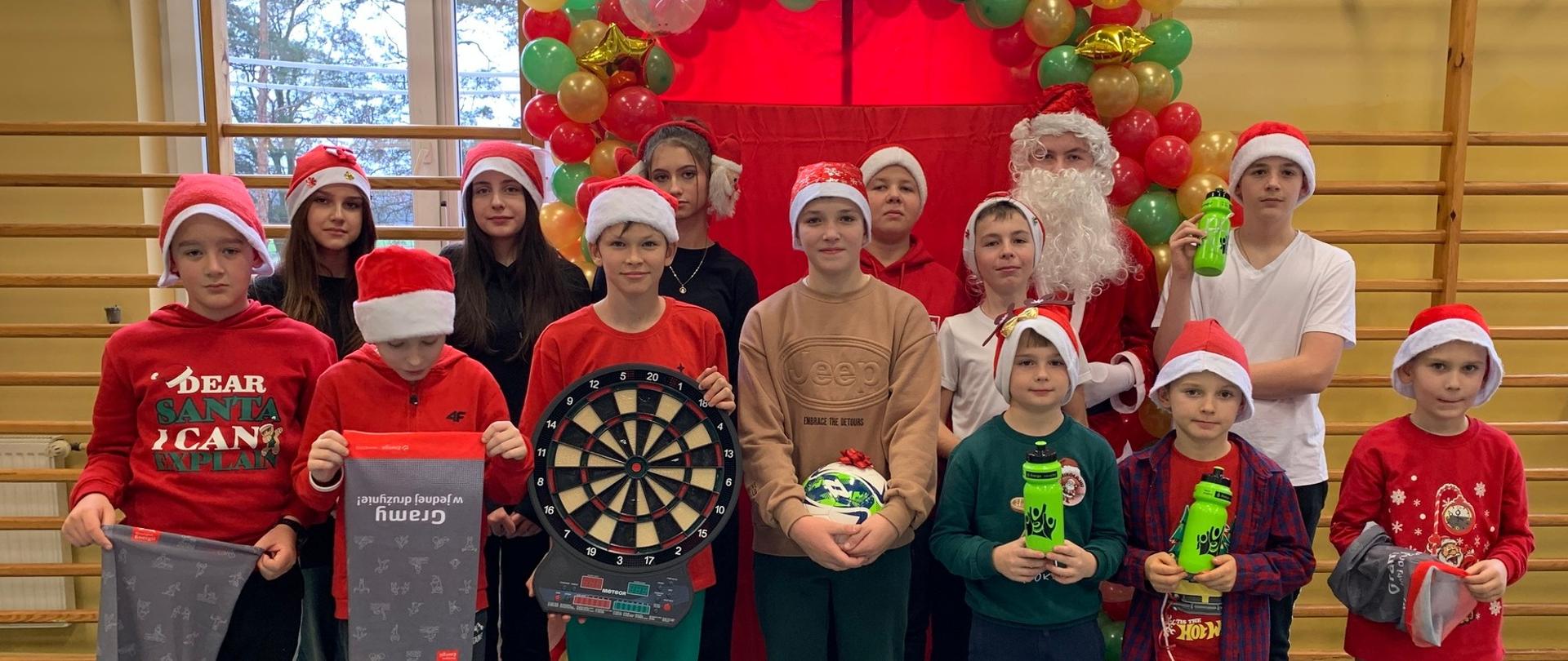 MIKOŁAJKOWY TURNIEJ SPORTOWY