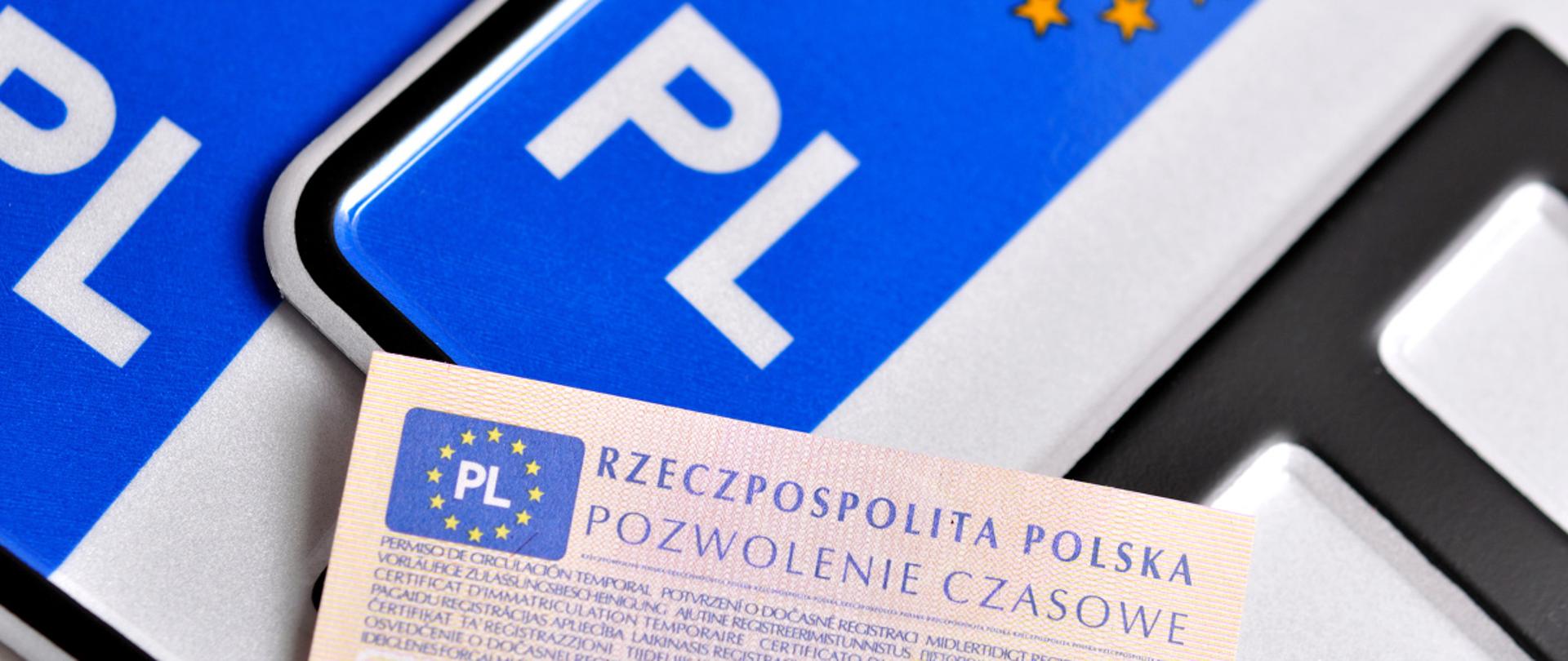 fragment tablicy rejestracyjnej i druku pozwolenia czasowego