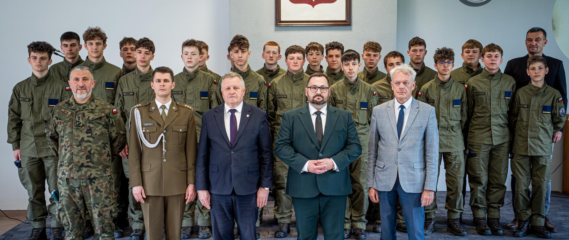 Uczestnicy uroczystości