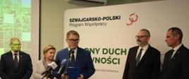 Przy głosie Burmistrz Miasta Hajnówka Ireneusz Roman Kiendyś